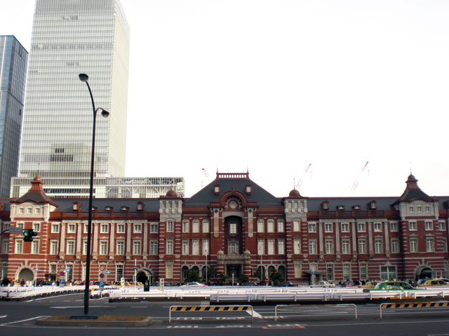 東京駅とは コトバンク